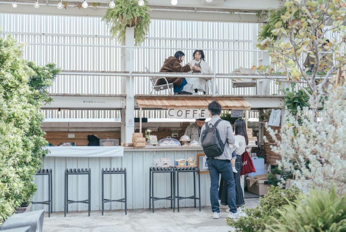 一個小小的吧檯 ~ 也能延伸出各種形式 !